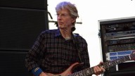 Grateful Dead bassist Phil Lesh dies at 84