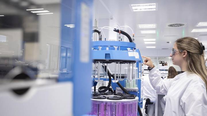 El ‘hub’ biomédico de Barcelona logra un récord de inversión ante un sector átono
