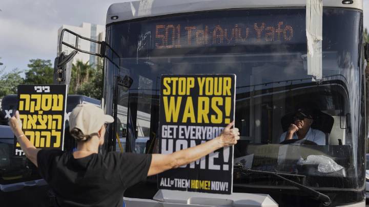 Huelga y protestas en Israel para exigir un alto el fuego y la liberación de los rehenes en Gaza