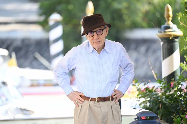 Woody Allen se ofrece a rodar una película en Rusia en plena invasión de Ucrania