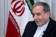 Irán acusa al E3 de actuar en nombre de EE.UU. e Israel y de minar la diplomacia