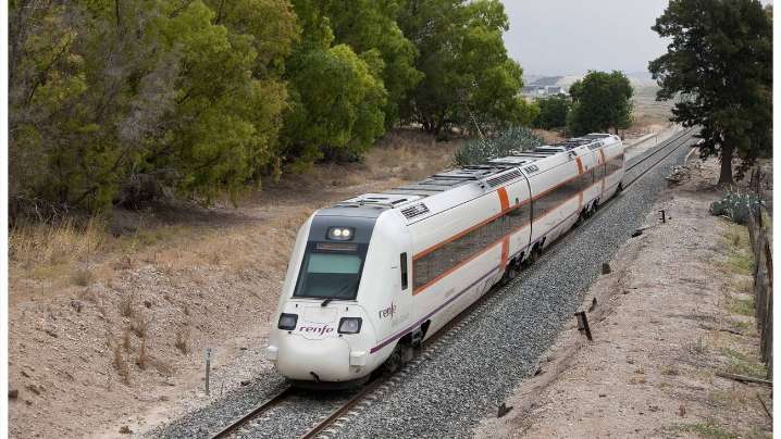 Los viajes en tren entre Madrid y La Rioja tendrán parte de su itinerario por carretera debido a unas obras