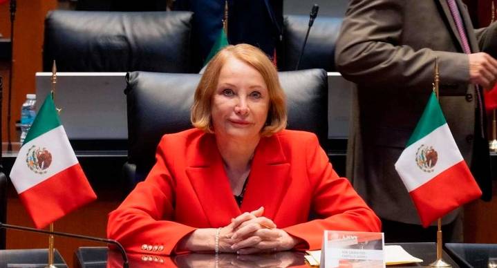 Laura Itzel Castillo releva a Fernández Noroña en la presidencia del Senado
