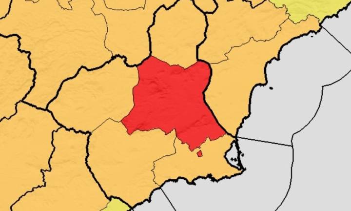 AEMET activa avisos rojos y naranjas por temperaturas extremas en la Región de Murcia este domingo
