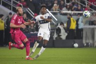 Vancouver Whitecaps getting new players up to speed ahead of playoff push