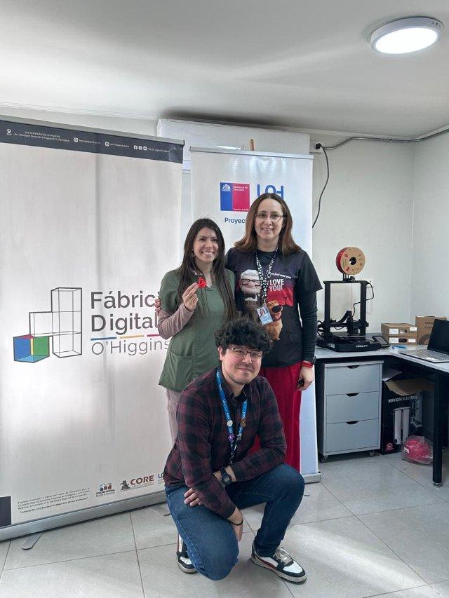 Centro de Rehabilitación de Olivar recibe primera impresora 3D gracias a alianza con la Universidad de O’Higgins