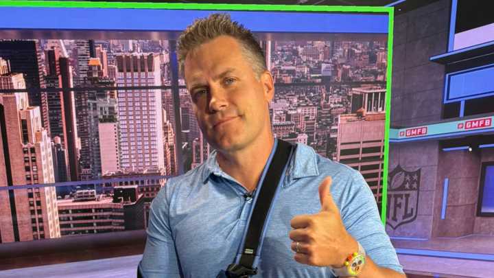 Kyle Brandt spotted with mystery injury with arm in sling live on GMFB leaving viewers concerned