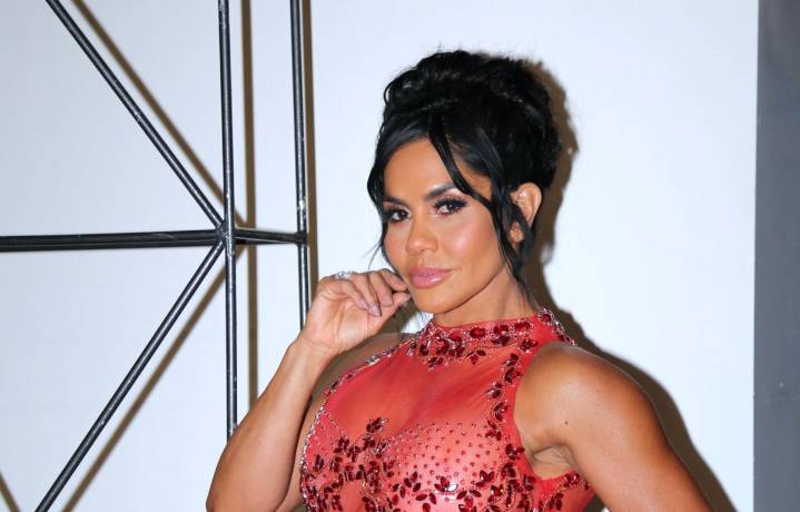 Maripily Rivera le responde a quienes la critican por usar ropa atrevida