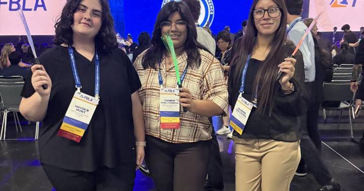 Summit grads at National FBLA conference