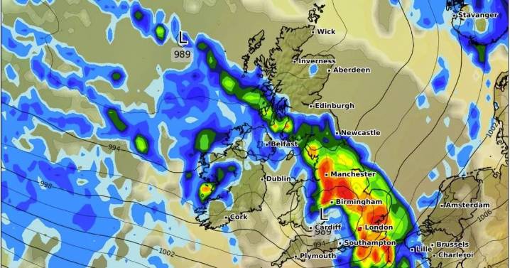 Two massive rainstorms due to hit UK as weather maps show exact dates