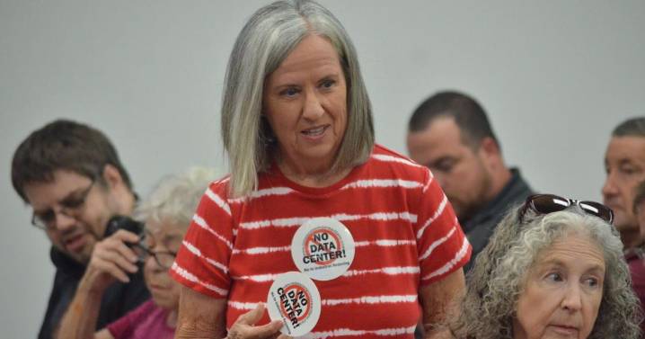 Data center proposed on land owned by Dale Earnhardt's widow. Nearby residents don't want it.