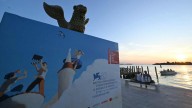Julia Roberts, Jude Law, George Clooney y otras estrellas llegan a Venecia para el festival de cine