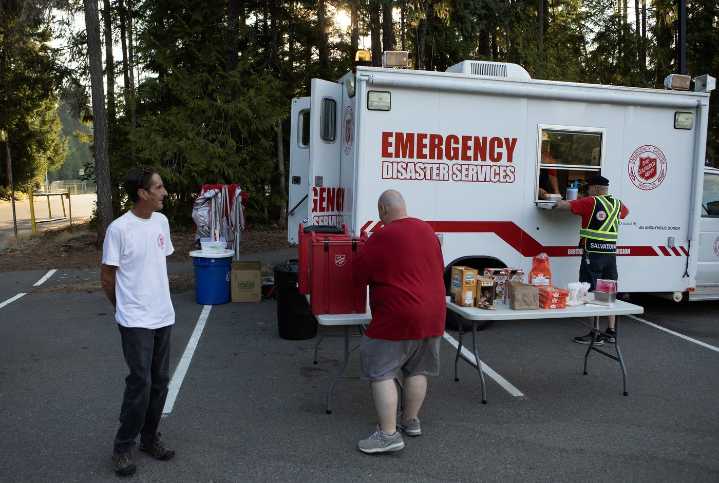 Resident still nervous despite returning after evacuation from home for B.C. wildfire