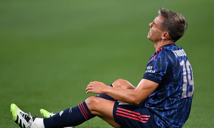 Arsenal: Mikel Arteta provides Leandro Trossard injury update ahead of Manchester United trip
