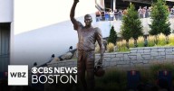 Tom Brady statue unveiled at Gillette Stadium
