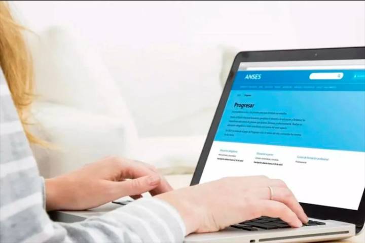Becas Progresar 2025: hasta cuándo hay tiempo para reinscribirse, requisitos y cómo anotarse