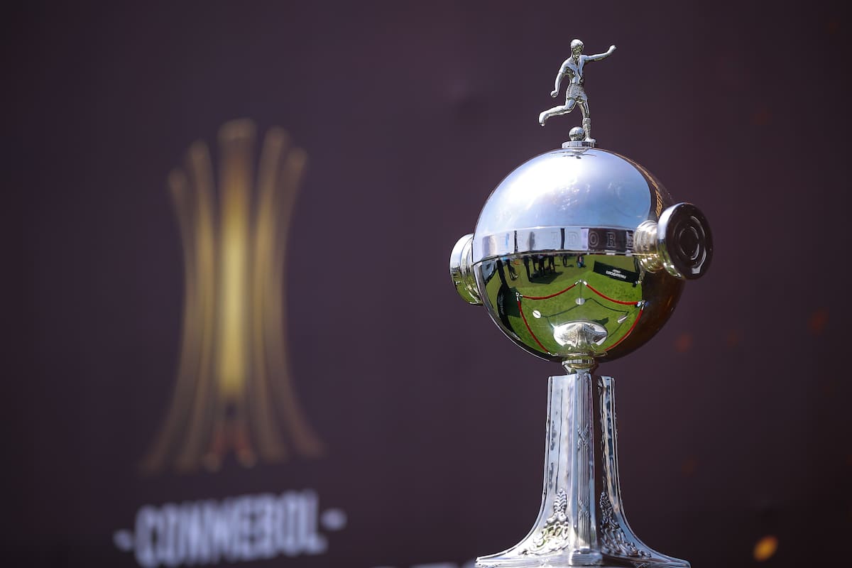 Con siete chilenos: Conmebol entrega la programación de los cuartos de final de la Copa Libertadores 2025
