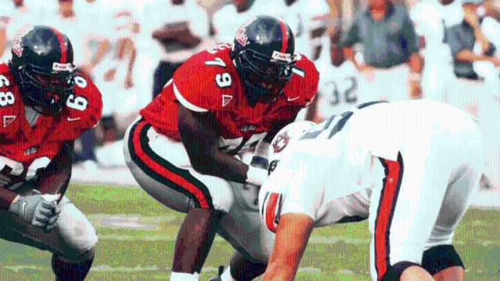 Ole Miss great Terrence Metcalf to be honored with College Football Hall of Fame salute