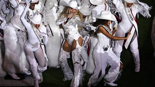 Beyoncé wins first Emmy, for 'Beyoncé Bowl' halftime show