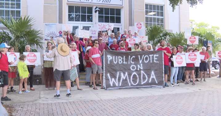 Lake Worth Beach residents protest controversial development