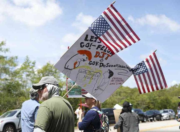Judge halts detention center work