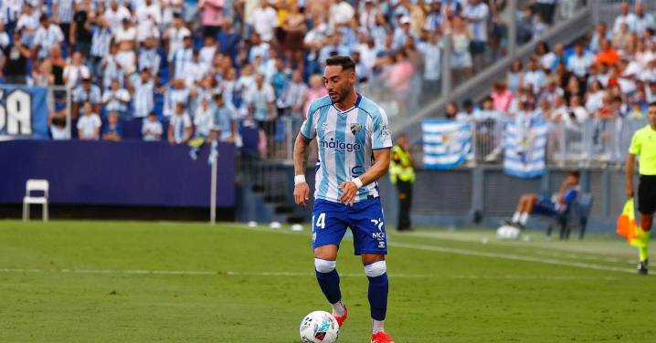 Víctor García: ''Si seguimos siendo un Málaga dinámico, vamos a estar más cerca del ascenso''
