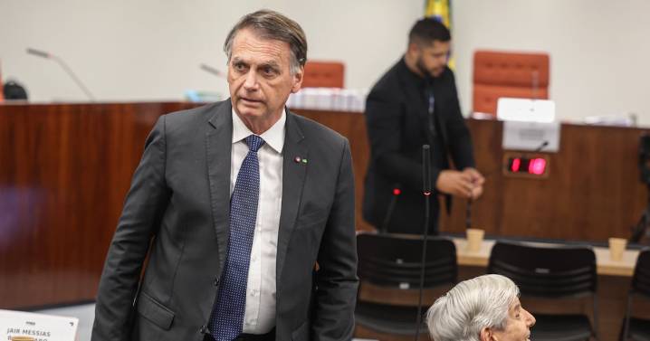 La defensa de Bolsonaro pide al Tribunal Supremo su absolución y alega la inexistencia de pruebas por golpe de Estado