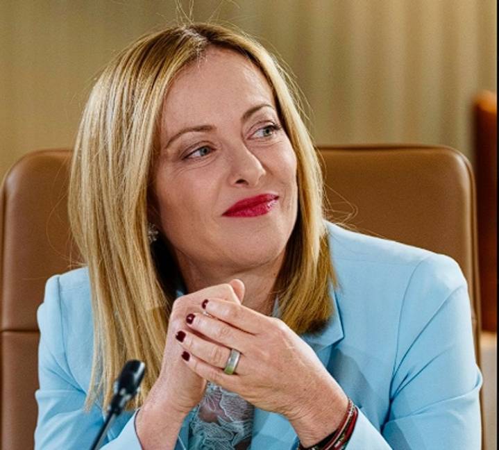 Meloni “indignada” por sitio porno que muestra imágenes manipuladas de ella