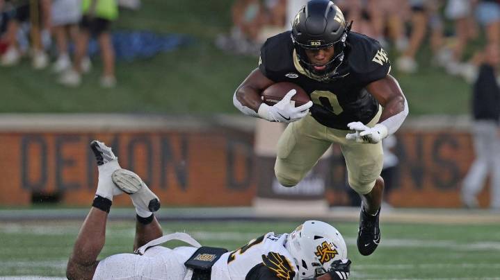 Wake Forest hangs on to beat Kennesaw State 10-9, gives Jake Dickert a win in Demon Deacons debut