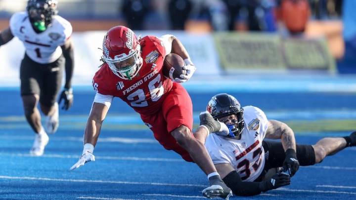 2025 college football Week 0 picks against the spread, odds, lines, trends: Betting expert reveals picks