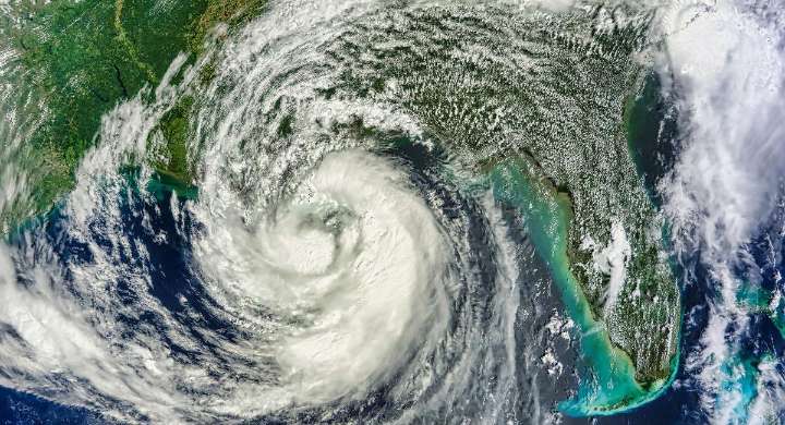 Alerta en Florida: la tormenta Erin podría convertirse en huracán de categoría 3  o superior