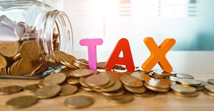 Billionaires Pay Lower Effective Tax Rates Than Average Americans, New Data Show
