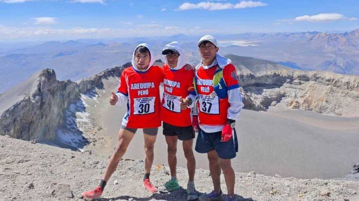 Arequipa: hermanos huancavelicanos ganan competencia internacional de ascenso al Misti