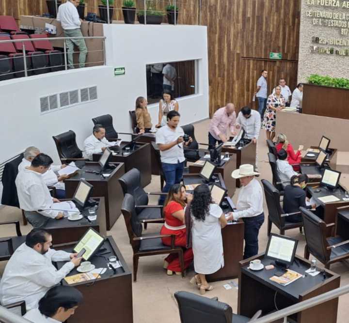 Diputados de Yucatán en riesgo de recibir multas
