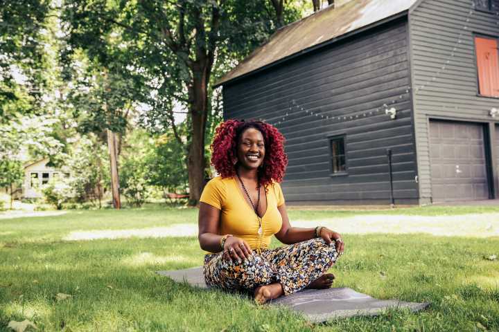 I asked a yoga teacher how to test and improve my hip mobility and she revealed the most obvious indicator of tight hips
