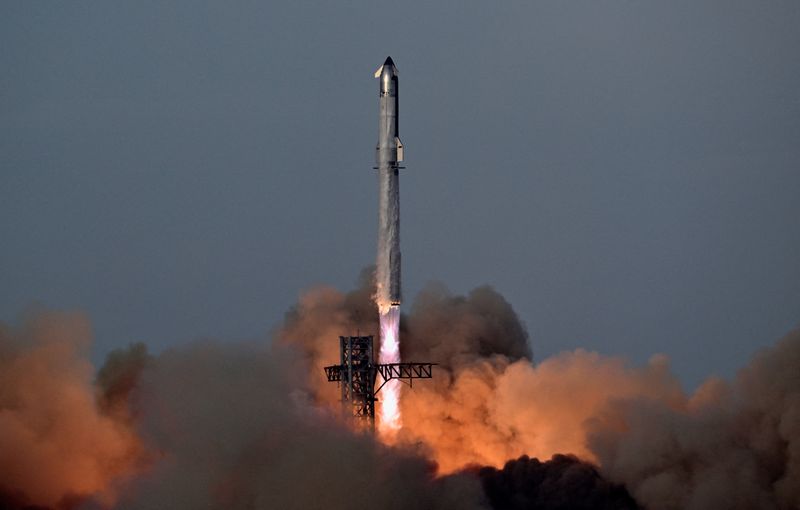 SpaceX's Starship deploys first mock Starlink satellites on 10th test flight