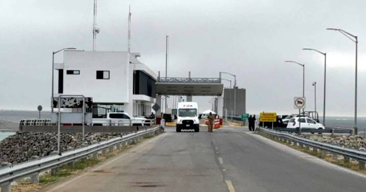 Cierran indefinidamente el cruce vehicular en la Presa de la Amistad por fallas