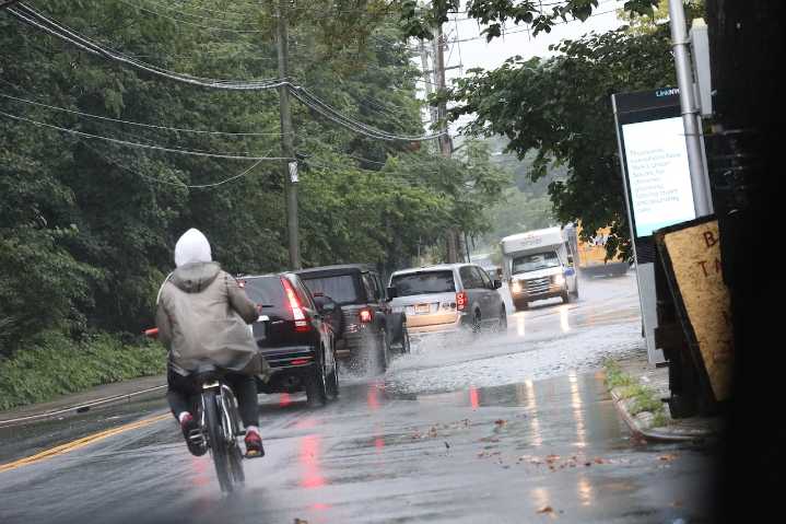N.Y. weather: Scattered showers and gusty winds expected Friday on Staten Island