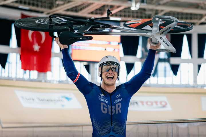 Matthew Richardson breaks flying 200m world record again 24 hours later