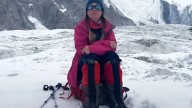 Así finalizó el impactante rescate de la alpinista rusa atrapada a 7.000 metros de altura