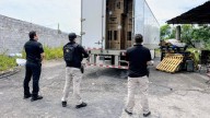 Aseguran vehículos, pipas y mercancía robada tras operativo en Escobedo, NL