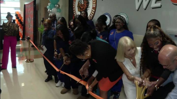 Miami Carol City Senior High launches dual enrollment medical assisting program