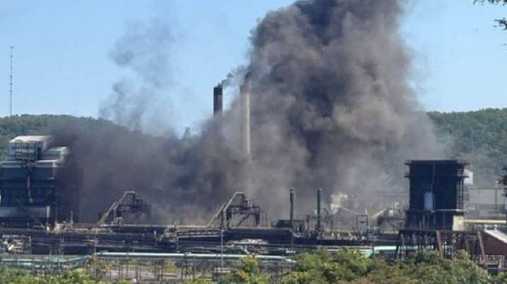 Dos muertos y una decena de heridos tras explosión en planta de acero en EE.UU.