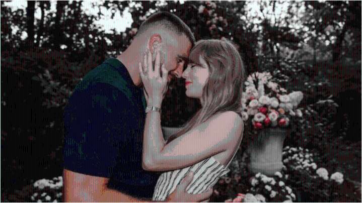 La cantante Estadounidense Taylor Swift anuncia su boda con el jugador de Fútbol Americano Travis Kelce