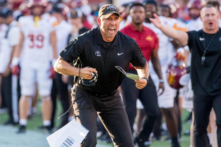Matt Campbell Has the Last Laugh as He Interrupts Presser to Answer Kansas State AD’s Disrespect Matt Campbell made sure the K-State AD—and back in the Big 12—know it with an "act" that made everyone 