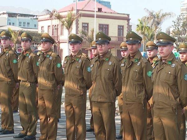Nueva dotación de carabineros recién egresados llegó a Antofagasta