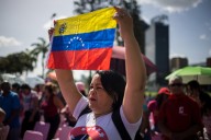 Mujeres chavistas dicen estar preparadas "para todo" frente a las "agresiones" de EE.UU.