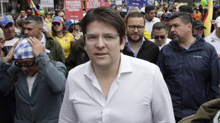 Murió el candidato presidencial colombiano que fue baleado por un sicario en un acto de campaña