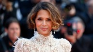 Halle Berry turns cloudy vacation into fun pool day with giant duck