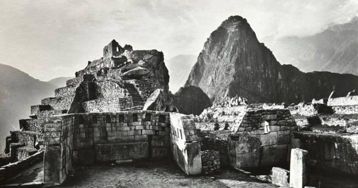 POSTALES: Galería Gato presenta una exposición colectiva que conecta el legado de Martín Chambi con artistas contemporáneos de tres continentes